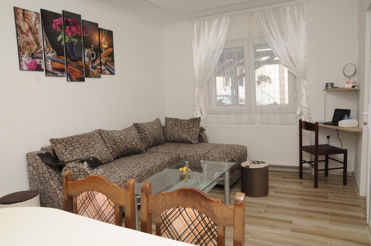 Favorit Apartments Čačak Zewnętrze zdjęcie