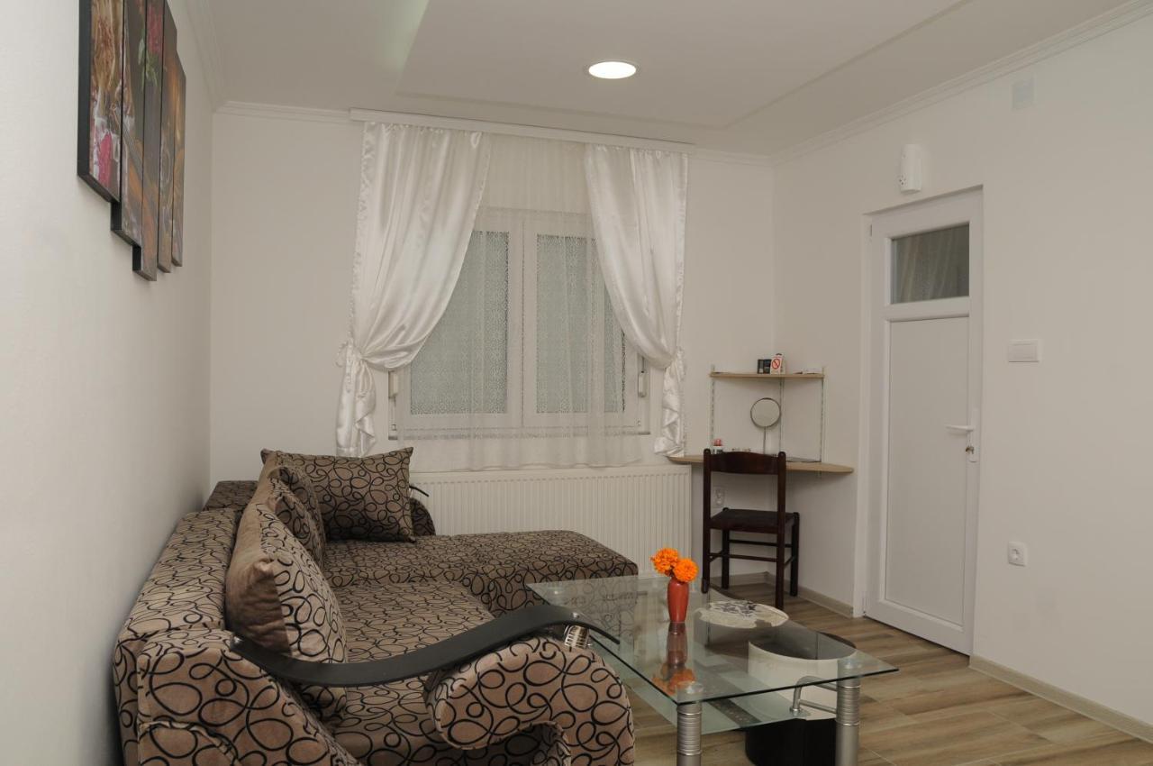 Favorit Apartments Čačak Zewnętrze zdjęcie